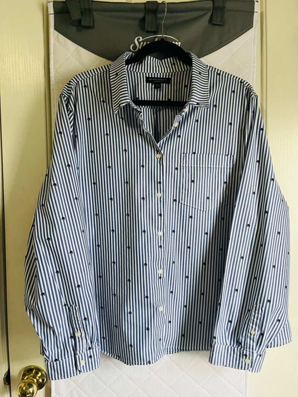 Banana Republic Blue & White Striped Button-Down Shirt with Micro Elephants